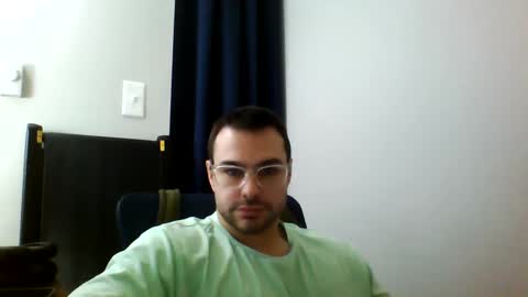 redstar461163 online show from December 9, 2024, 6:25 pm