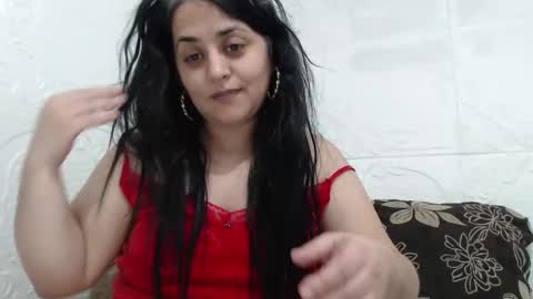 Snapshot of reeapassion chatting on February 9, 2026, 9:52 pm Reea online show from February 9, 2026, 9:52 pm