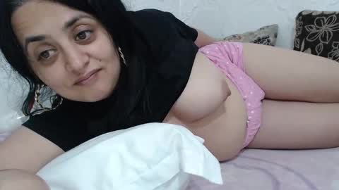 Snapshot of reeapassion chatting on March 11, 2026, 9:32 pm Reea online show from March 11, 2026, 9:32 pm