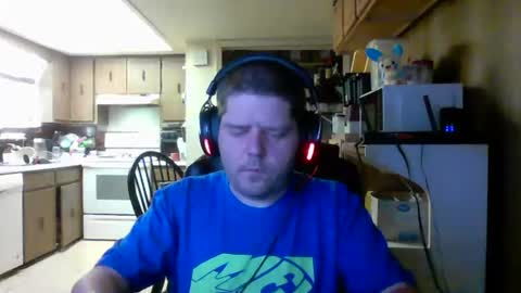 Snapshot of reecoiled chatting on June 17, 2026, 6:31 pm reecoiled online show from June 17, 2026, 6:31 pm