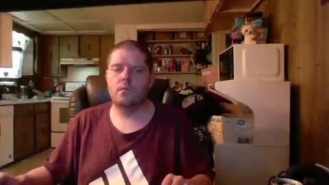 Snapshot of reecoiled chatting on July 19, 2026, 8:01 pm reecoiled online show from July 19, 2026, 8:01 pm