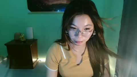 regelthegoddess online show from December 13, 2024, 3:32 pm