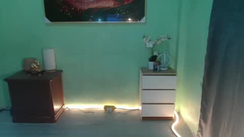 regelthegoddess online show from December 26, 2024, 6:41 am