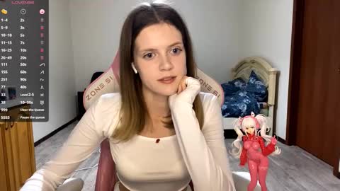 Lucy online show from September 20, 2025, 4:08 pm