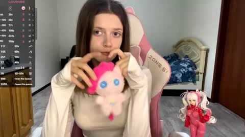 Snapshot of regeniastetson chatting on September 21, 2025, 3:13 pm Lucy online show from September 21, 2025, 3:13 pm