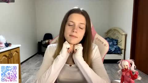 Lucy online show from September 23, 2025, 3:48 pm