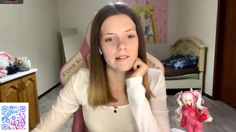 Lucy online show from September 28, 2025, 3:06 pm