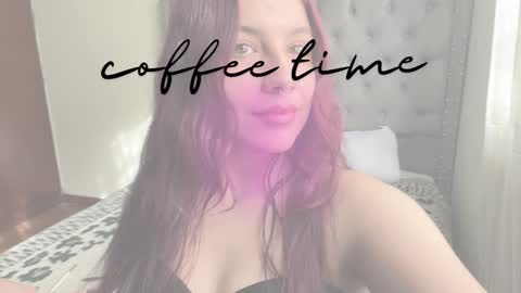 Snapshot of regina_blum chatting on February 8, 2026, 12:52 pm Regina online show from February 8, 2026, 12:52 pm