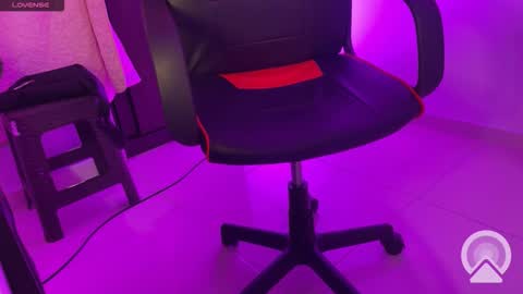 Snapshot of regina_mills_milk chatting on October 18, 2025, 2:36 am regina_mills_milk online show from October 18, 2025, 2:36 am