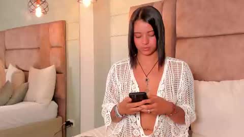 Snapshot of regina_noctixx chatting on July 16, 2026, 8:09 am Regina online show from July 16, 2026, 8:09 am