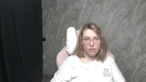 Regina online show from January 24, 2025, 1:56 am
