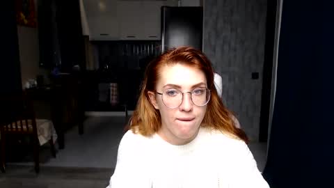 Snapshot of reginasmilee chatting on October 18, 2025, 1:01 pm Regina online show from October 18, 2025, 1:01 pm