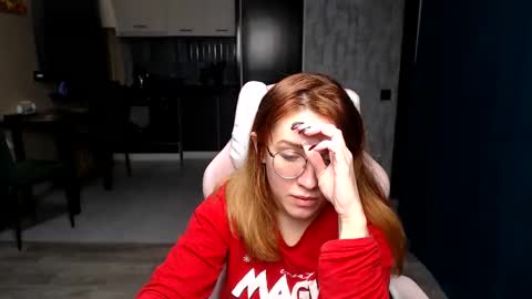 Snapshot of reginasmilee chatting on October 30, 2025, 1:51 am Regina online show from October 30, 2025, 1:51 am