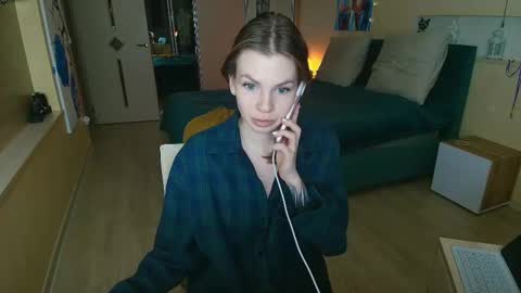 Snapshot of reginasparkle chatting on October 24, 2025, 5:53 pm Regina online show from October 24, 2025, 5:53 pm