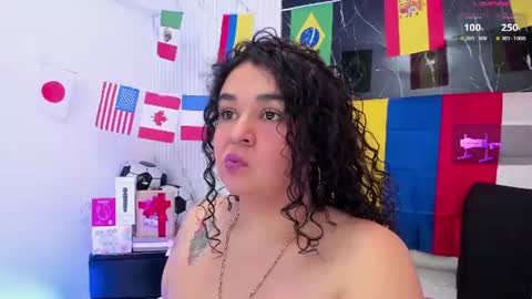 Snapshot of reginavegaa chatting on June 23, 2026, 8:12 am reginavegaa online show from June 23, 2026, 8:12 am