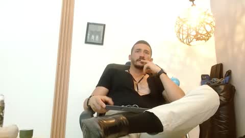 Snapshot of reiko_85_ chatting on October 3, 2025, 2:58 pm REIKO online show from October 3, 2025, 2:58 pm