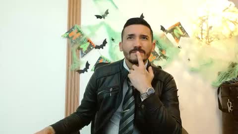 Snapshot of reiko_85_ chatting on October 20, 2025, 7:03 pm REIKO online show from October 20, 2025, 7:03 pm