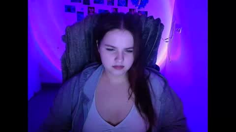 Reina online show from February 12, 2026, 6:30 am