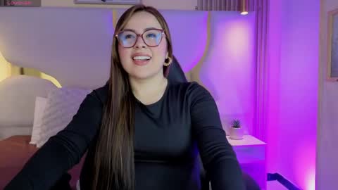 Renata  online show from March 31, 2026, 11:32 am