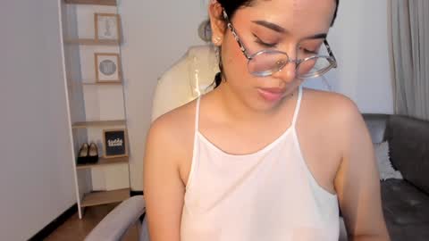 renaxi_smith online show from January 25, 2025, 11:11 pm