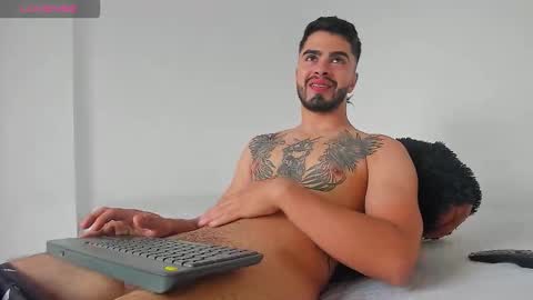 Snapshot of rendonass chatting on October 24, 2025, 3:52 pm rendonass online show from October 24, 2025, 3:52 pm