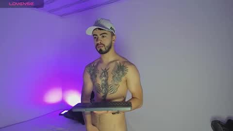 Snapshot of rendonass chatting on October 31, 2025, 11:11 am rendonass online show from October 31, 2025, 11:11 am