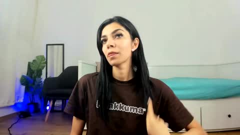 Rena online show from April 2, 2026, 3:04 am