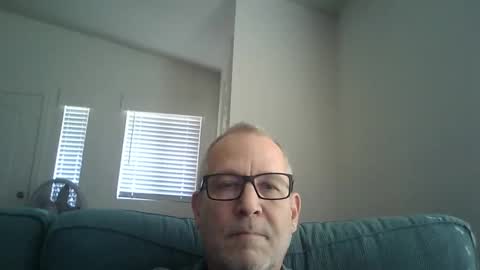 Snapshot of renewaz chatting on February 9, 2026, 4:33 pm Renewaz online show from February 9, 2026, 4:33 pm