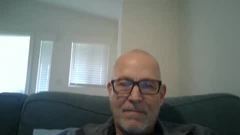 Snapshot of renewaz chatting on February 13, 2026, 6:15 pm Renewaz online show from February 13, 2026, 6:15 pm