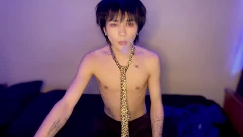 Snapshot of rennuts chatting on December 12, 2024, 11:07 am rennuts online show from December 12, 2024, 11:07 am