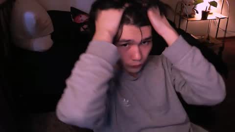 Snapshot of rennuts chatting on November 10, 2025, 12:15 pm rennuts online show from November 10, 2025, 12:15 pm