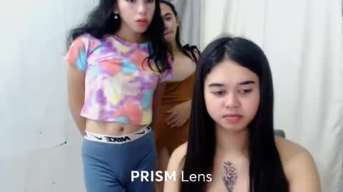 rennygurl online show from March 25, 2026, 10:21 am