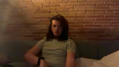 Renzo online show from June 6, 2026, 4:17 am