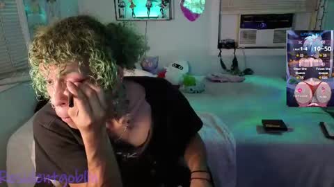 Snapshot of residentgoblin chatting on July 14, 2026, 2:38 am residentgoblin online show from July 14, 2026, 2:38 am