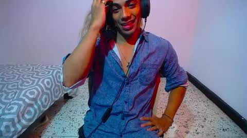 Snapshot of restrainged chatting on December 3, 2024, 3:20 am Rest online show from December 3, 2024, 3:20 am