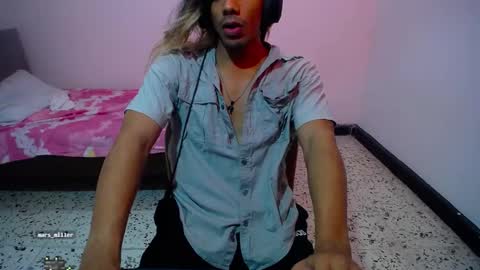 Snapshot of restrainged chatting on December 5, 2024, 9:17 am Rest online show from December 5, 2024, 9:17 am