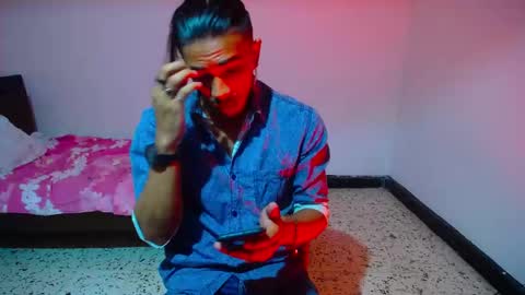 Snapshot of restrainged chatting on December 11, 2024, 3:24 am Rest online show from December 11, 2024, 3:24 am