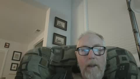 dady online show from January 1, 2025, 3:23 am
