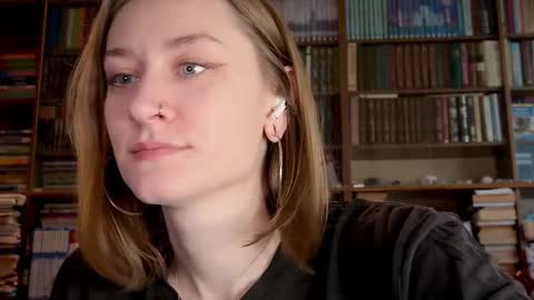 Rie online show from March 30, 2026, 12:39 pm