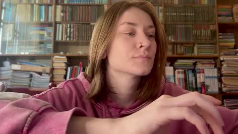 Rie online show from April 1, 2026, 11:22 am