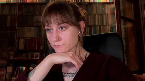 Rie online show from May 20, 2026, 6:03 pm