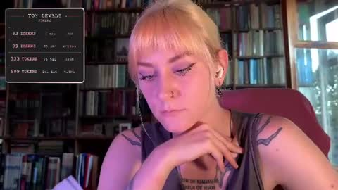 Rie online show from July 9, 2026, 4:00 pm
