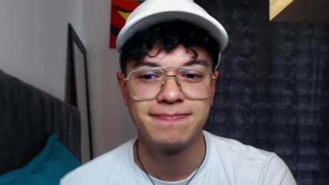 Snapshot of rexbunnybody chatting on May 16, 2026, 4:17 pm Rex online show from May 16, 2026, 4:17 pm