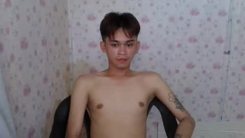 Snapshot of rey_paoloxx69 chatting on March 23, 2026, 8:40 am rey_paoloxx69 online show from March 23, 2026, 8:40 am