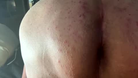 Snapshot of rg693669xxx chatting on January 22, 2025, 8:51 am rg693669xxx online show from January 22, 2025, 8:51 am