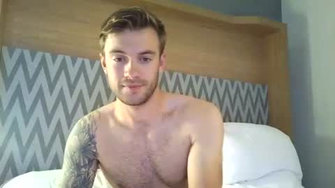 Snapshot of rguy114 chatting on October 20, 2025, 5:19 am Ryan online show from October 20, 2025, 5:19 am