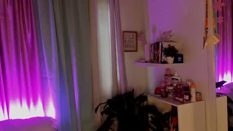 Rhaenyra online show from June 9, 2026, 8:53 pm