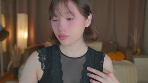 Nanami online show from April 14, 2026, 6:14 pm