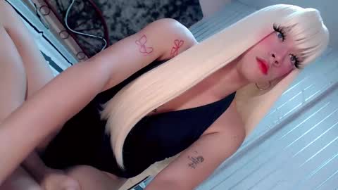 HI GUYS IM RHIAN PLEASE GIVE ME THUMBS UP online show from February 15, 2026, 12:29 am