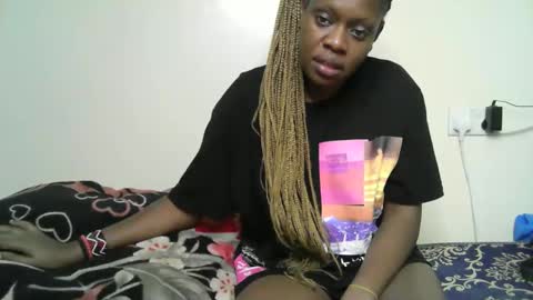 riana_sha online show from December 13, 2025, 9:20 pm